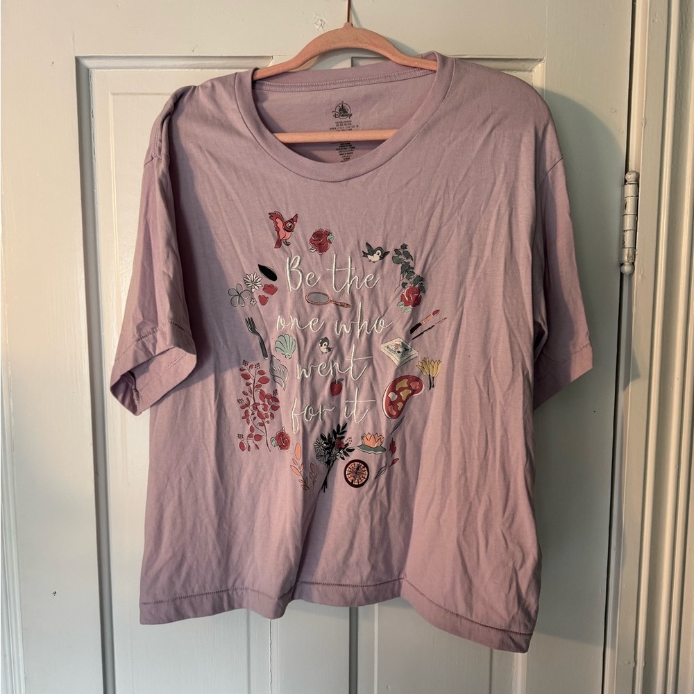 Disney Parks Embroidered Princess Graphic Tee Tshirt
